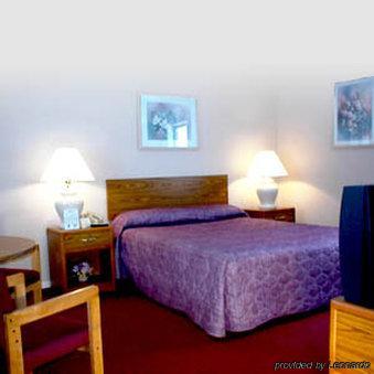 Budget Host Inn - Manistique Zimmer foto